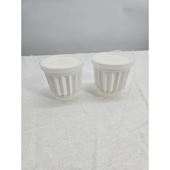 Set 2 Vintage Tupperware‎ Jel-ette Jell-o Flan Individual Cup Mini Molds w/ Lids - Picture 1 of 3